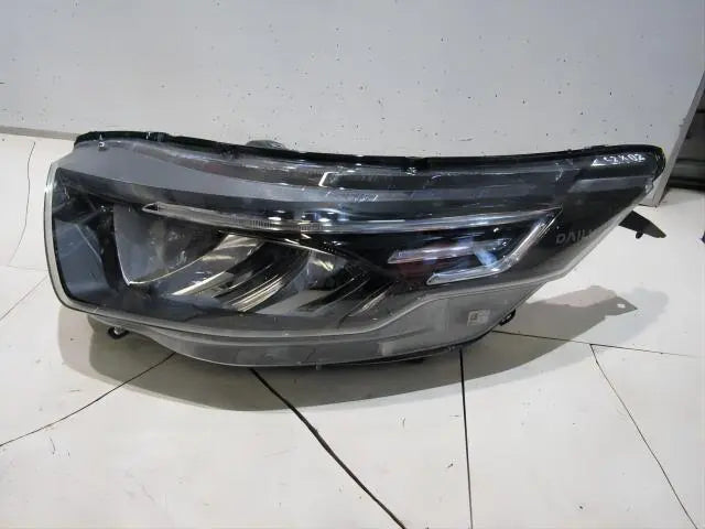 CHINA Factory Wholesale 5802711815 5802711814 HEAD LIGHT For IVECO DAILY 2020-ON FANCHANTS China Auto Parts Wholesales