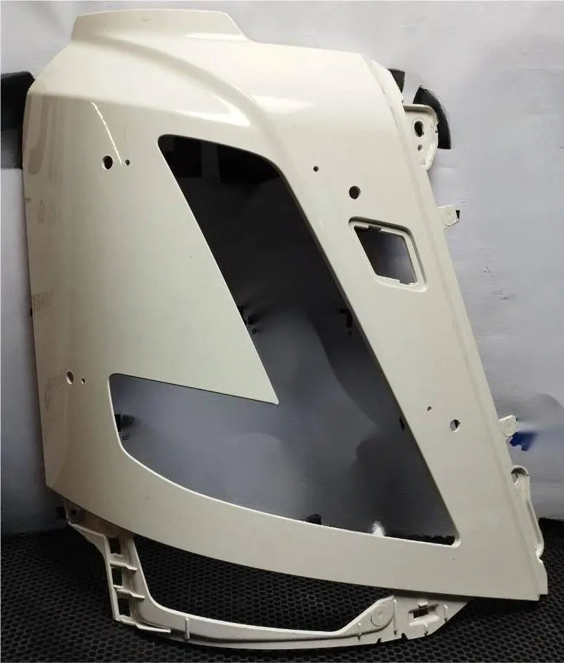 CHINA Factory Wholesale 84407382/84462617/84407380/82699735/84462761/23992370 headlamp panel right for volvo FM FH FANCHANTS China Auto Parts Wholesales